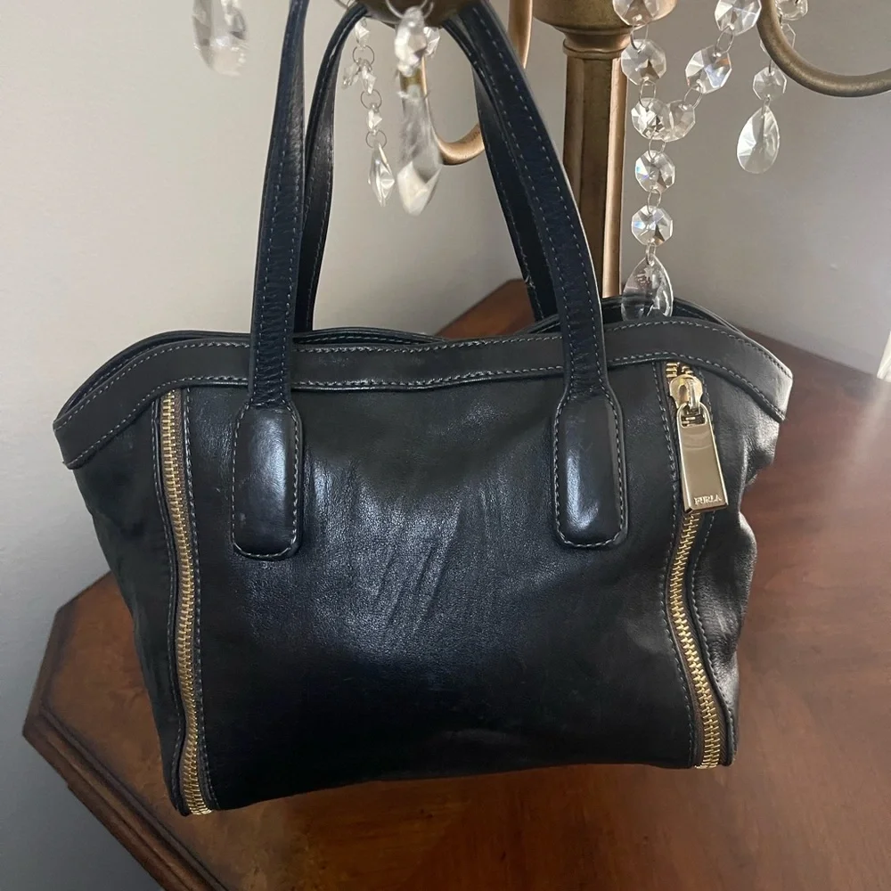 Furla Black and Gold Shoulder Bag with Structured Design - Picture 2 of 8